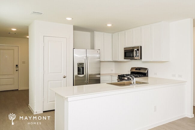 Photo - 10204 Bridgton Mill