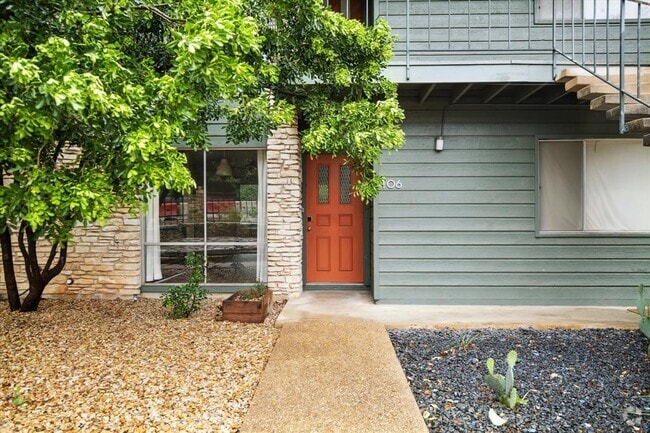 Building Photo - 1304 Mariposa Dr Unit 106 Rental