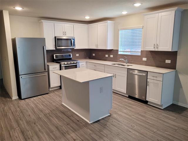 Photo - 1049 Knightly Ln