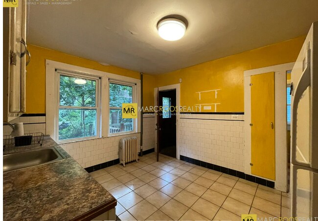 Photo - 94 Winchester St Condo Unit T-1