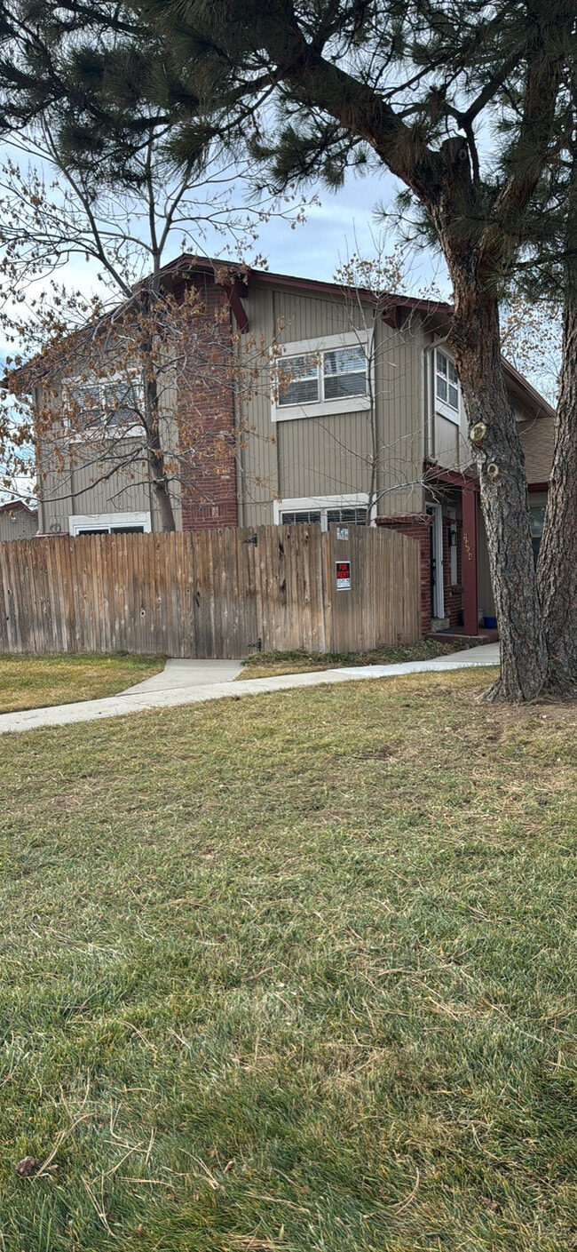 Building Photo - 7454 W Roxbury Pl Rental