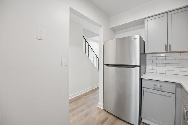 Rocky Creek Townhouse Apartments