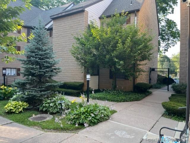 Building Photo - 181 Loomis Dr Unit APT 129