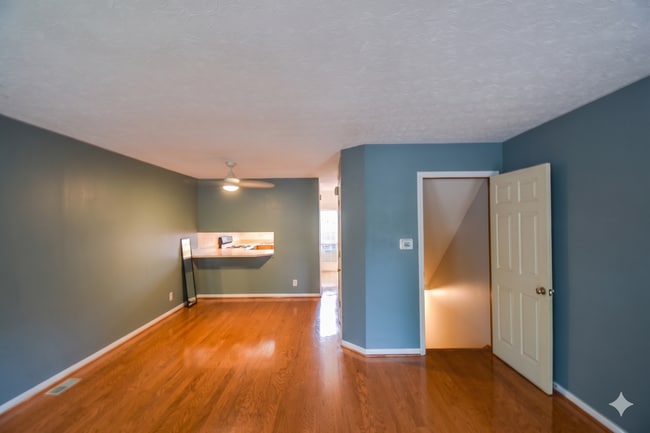 Photo - 1136 Anthrop Dr