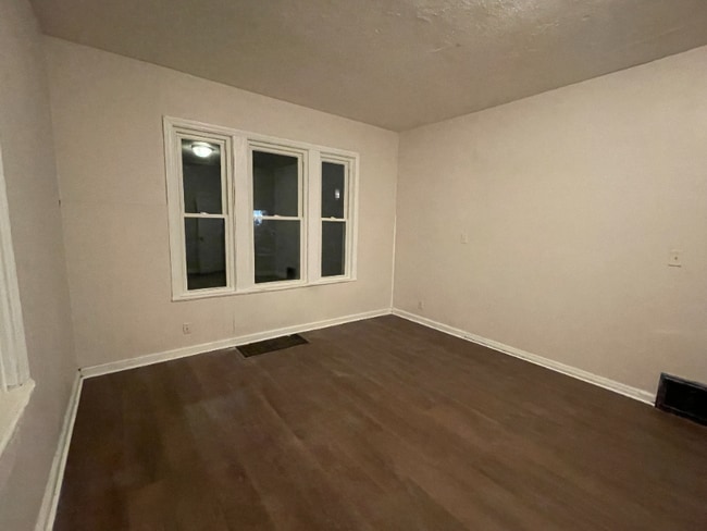 Photo - 6121 12th Ave