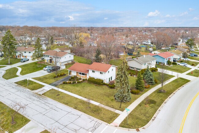 Photo - 500 Colgate Ct