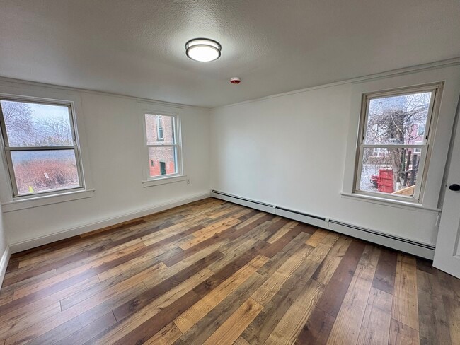 Photo - 1 Clermont Ln Unit 1