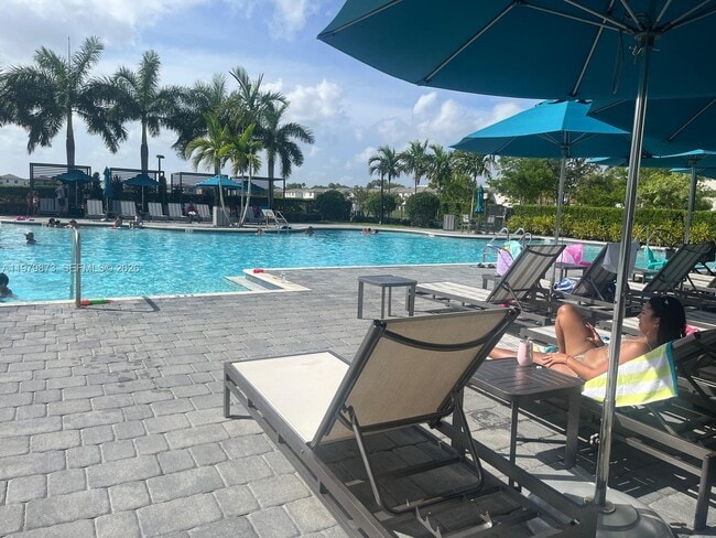 Photo - 2623 SE 8th Ct Unit NA