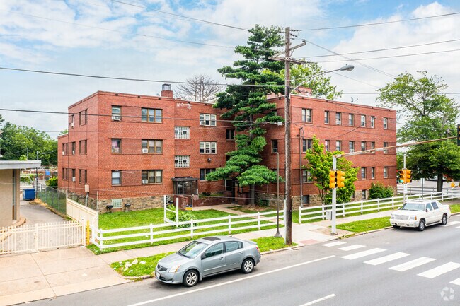 Photo - 751 Adams Ave Apartments