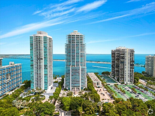 Building Photo - 2127 Brickell Ave Unit 1606 Rental