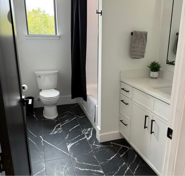 Photo - 1003 Paradise City Blvd