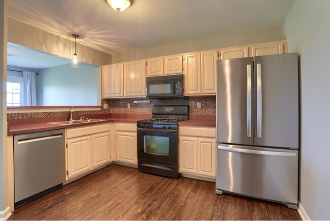 Photo - 226 Sparrow Rd