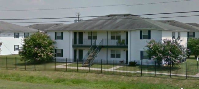 Primary Photo - Curtis Moore Apartments