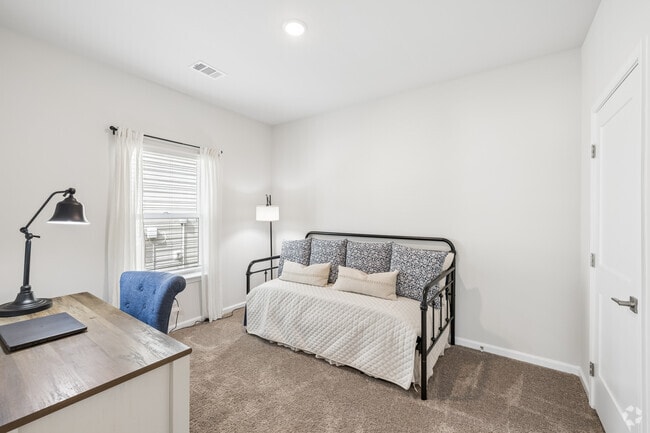 C2 - 3BR, 2BA - 1,455SF - Third Bedroom