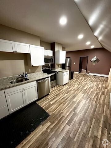Building Photo - 152 Pearl St Unit 4 Rental