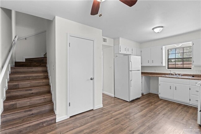 Photo - 14 N 7th St