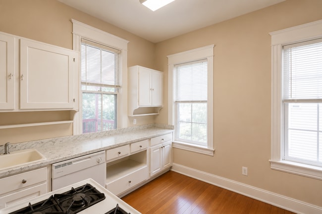 Photo - 2063 Sherwood Ave Unit 2063-2