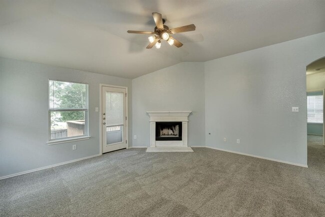 Photo - 1910 Rachel Ln