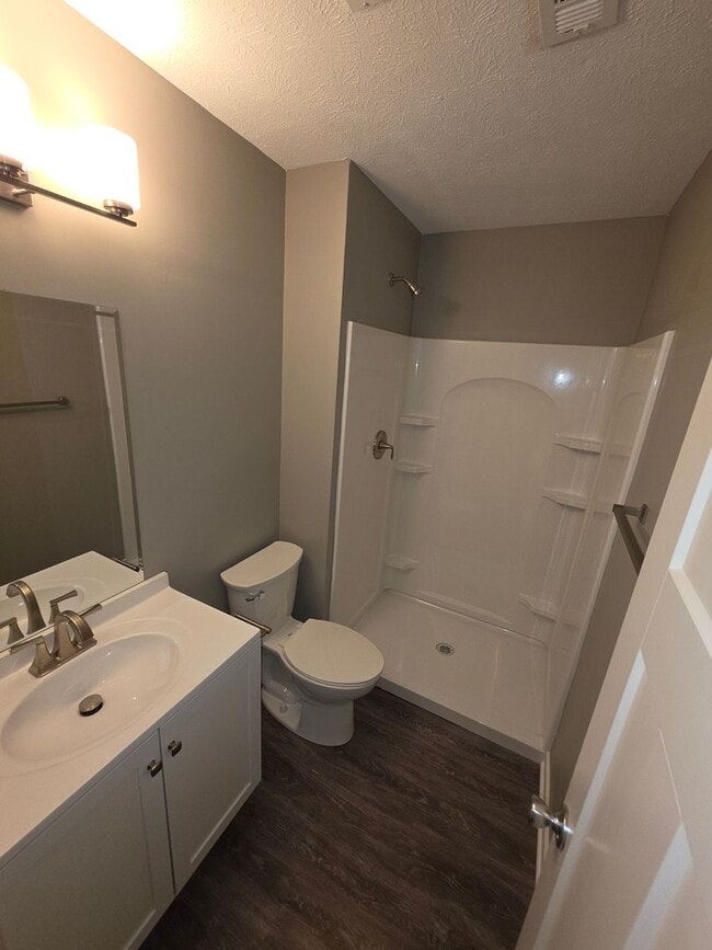 Photo - Duplex For Rent! Valley NE