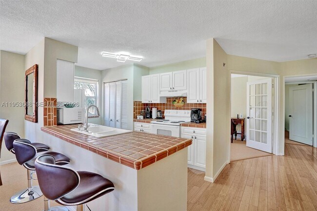 Photo - 19877 E Country Club Dr Unit 3607