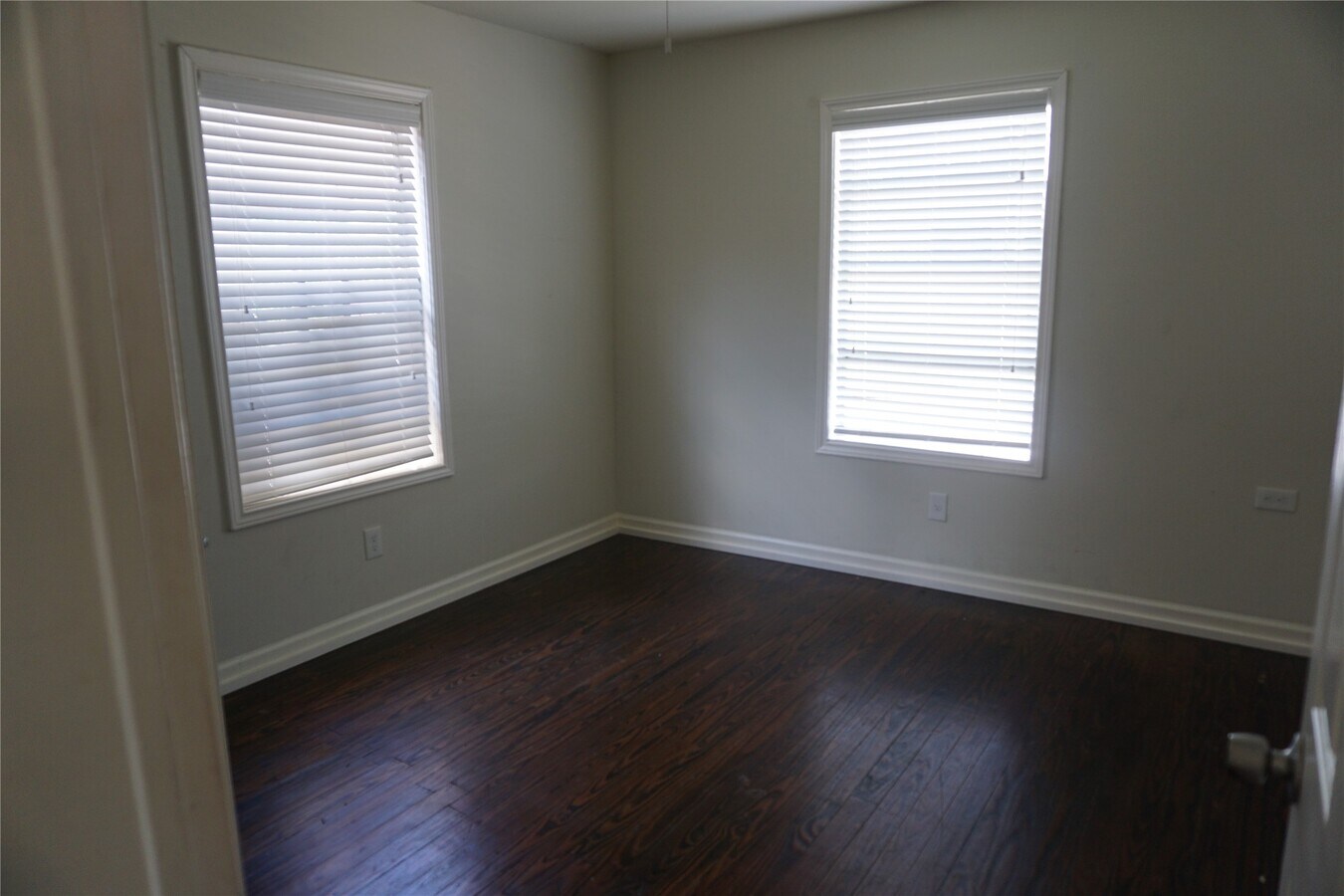 Photo - 3321 Sampson St