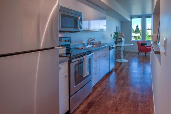 Photo - Janus Apartments