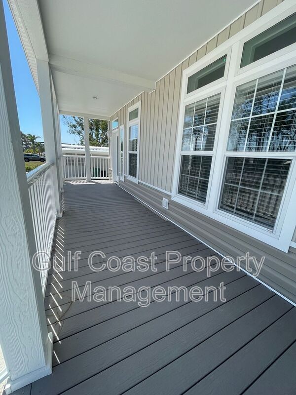 Photo - 3200 Holly Ave