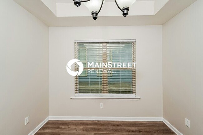 Photo - 3 Bedroom Pet-Friendly Home in ODENVILLE, AL with Main Street Renewal