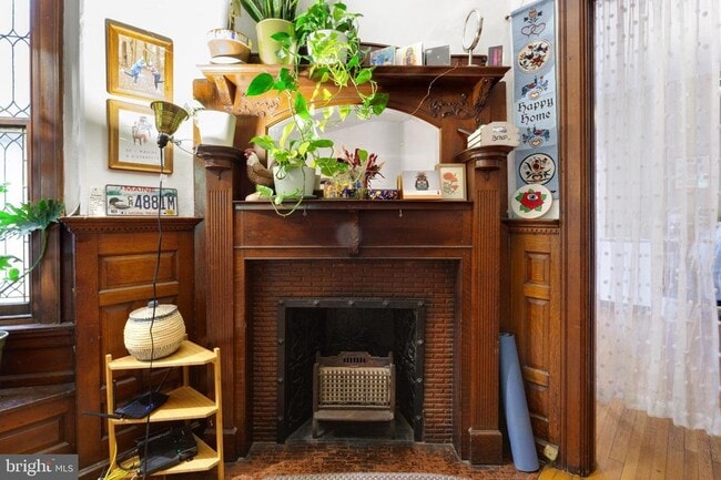 Photo - 4411 Pine St Unit 1