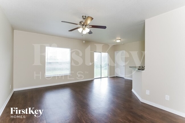 Photo - 2598 N Biscayne Dr