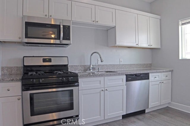 Photo - 3111 Kenwood Ave