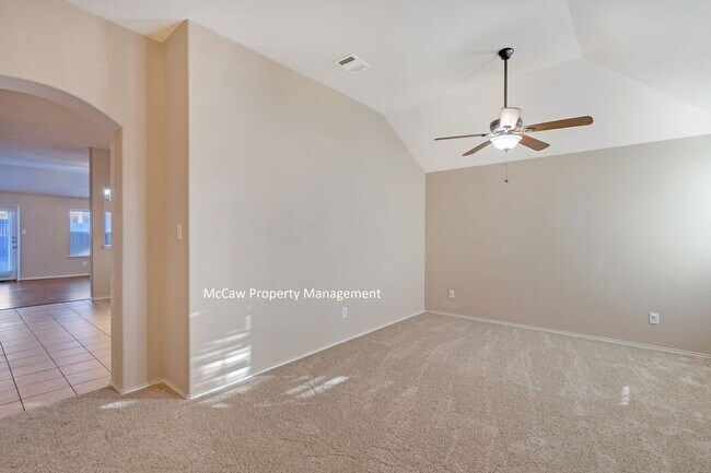 Photo - 9032 Heartwood Dr