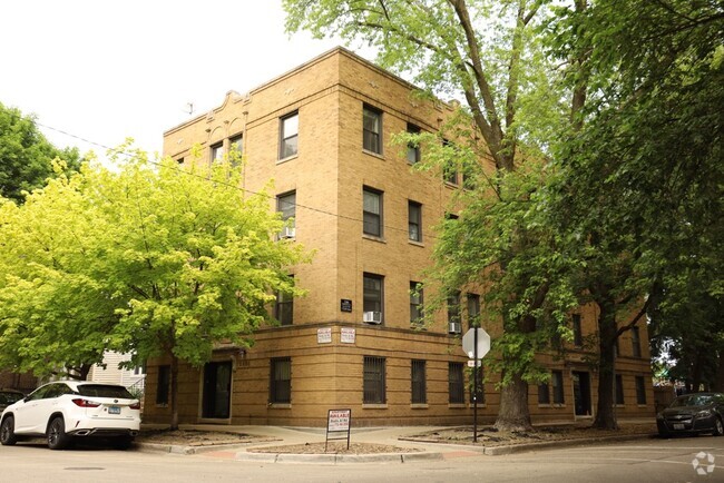 Building Photo - 2535 N Seminary Ave Rental
