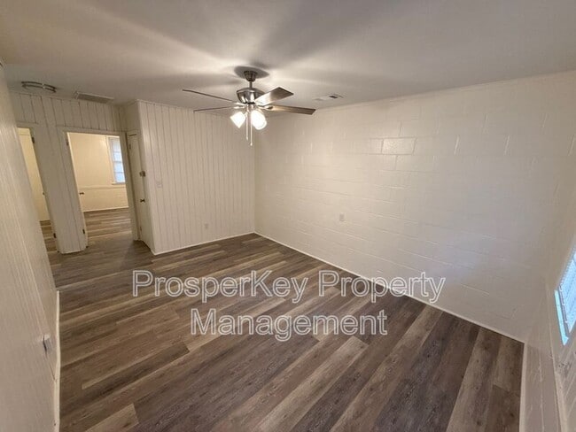 Photo - 1436 Brewer Ave