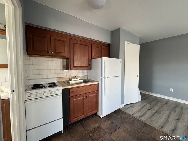 Photo - 85 Union Ave Unit A2