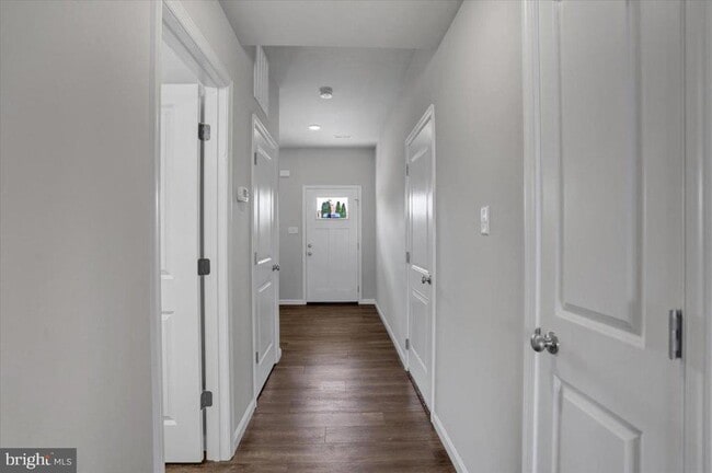 Photo - 1817 Holly Ln