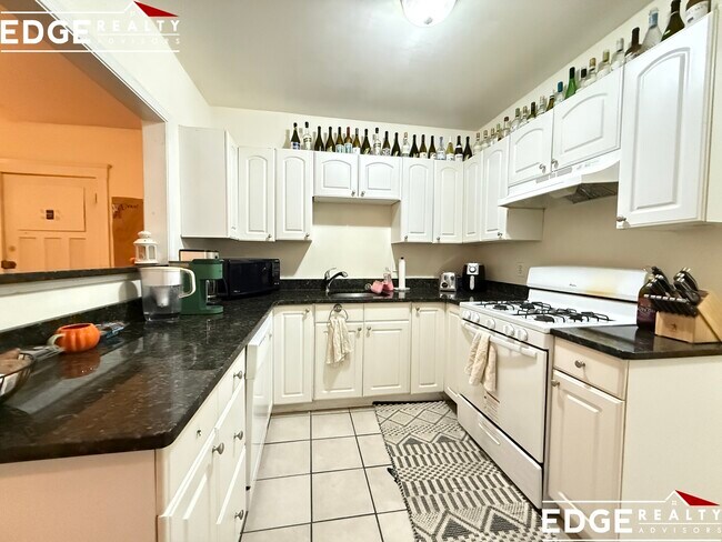 Photo - 54 Egmont St Unit 4