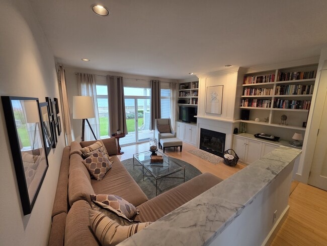 Photo - 2170 Alder St Townhome