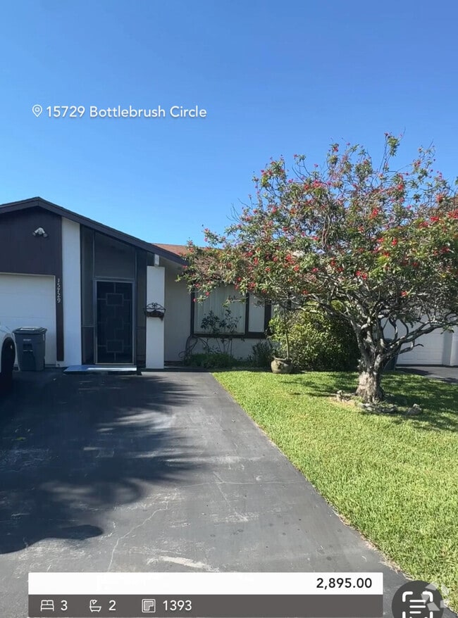 Building Photo - 15729 Bottlebrush Cir Rental