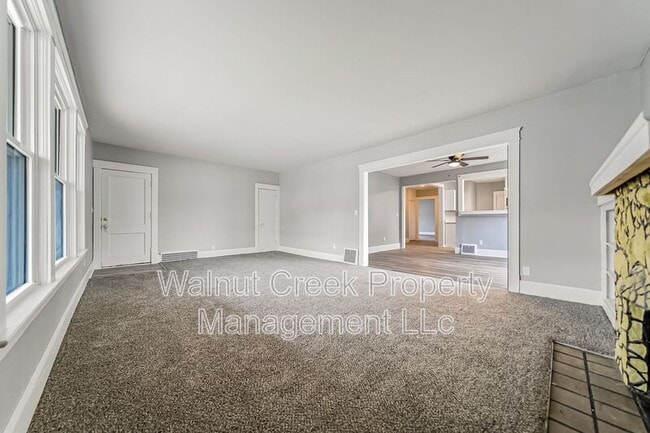 Photo - 839 Allison Ave