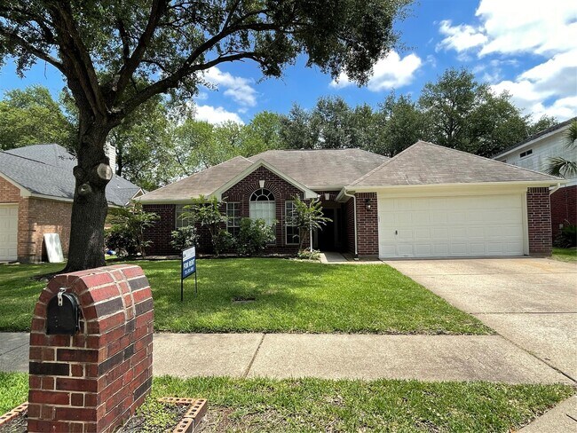Building Photo - 1380 Hudgens Ave