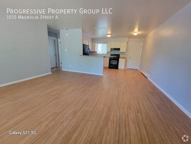Building Photo - 1035 Magnolia St Rental