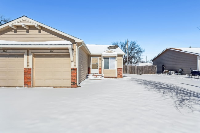 Photo - 318 Harvest Ln