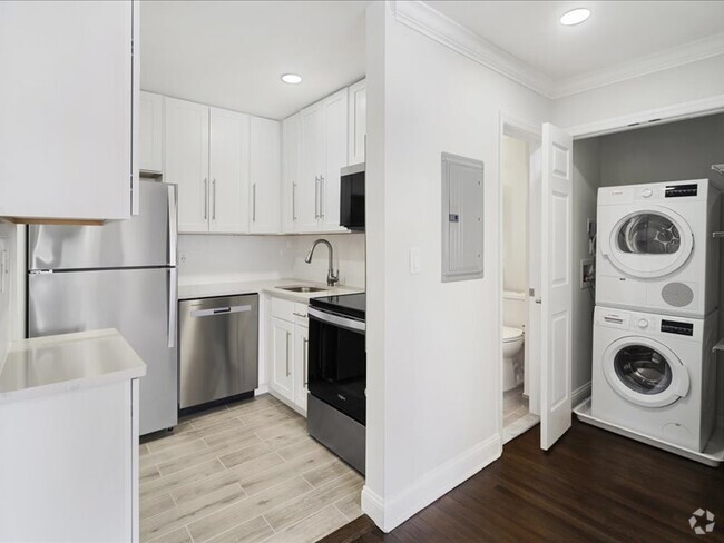 Building Photo - 40 Roseland Avenue Rental