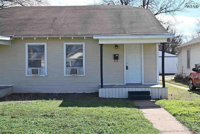 Building Photo - 2003 Wilson Ave