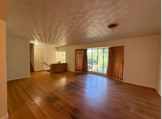 Photo - 2834 Ava Ln
