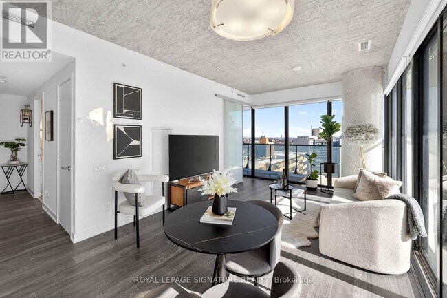 Photo - 185 Roehampton Ave Unité 1110