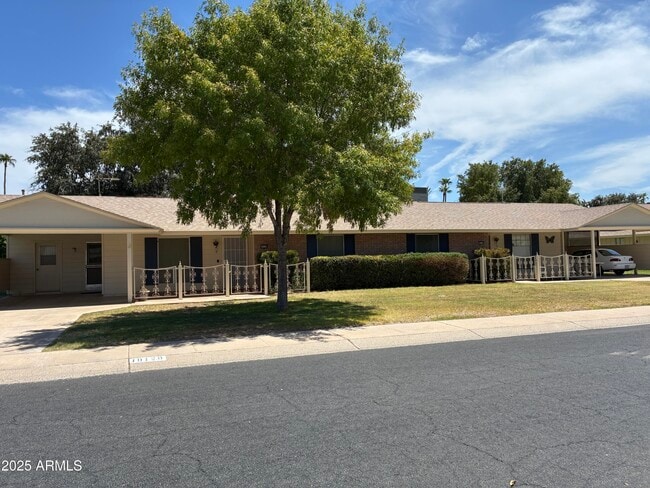 Photo - 10120 W Kingswood Cir