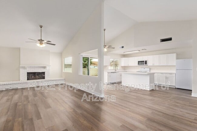 Photo - 3915 W Thunderbird Rd