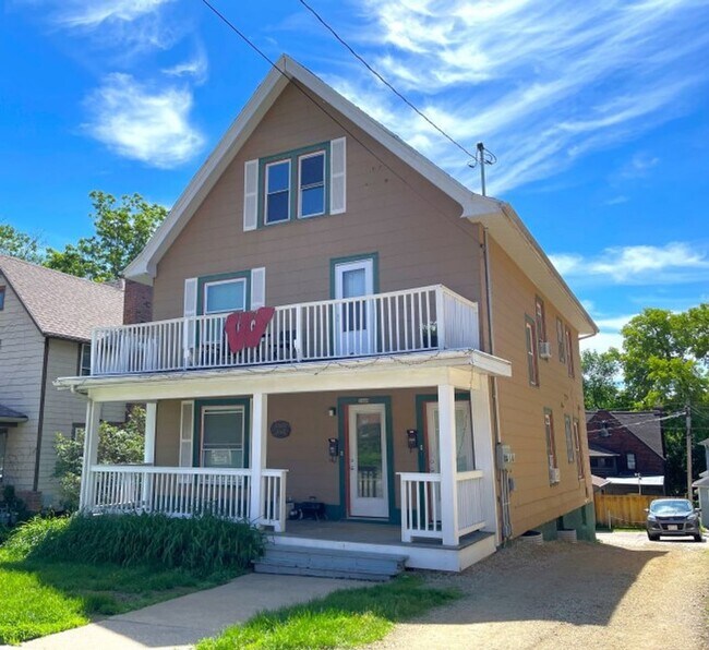 Building Photo - 1629/31 Monroe St. Unit &1631 Monroe St. Rental